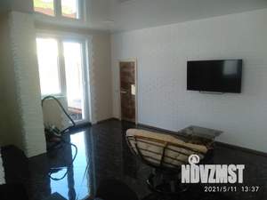 Дом 200м&sup2;, 2-этажный, посуточно, 