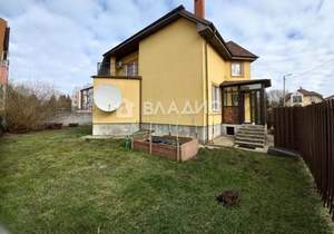 Дом 260м&sup2;, 2-этажный, на длительный срок, 