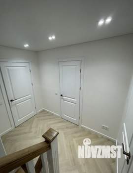 Таунхаус 164м&sup2;, 3-этажный, на длительный срок, 