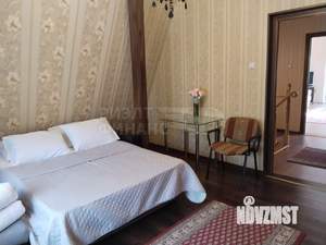 Дом 160м&sup2;, 2-этажный, на длительный срок, 