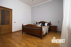 Дом 150м&sup2;, 4-этажный, посуточно, 