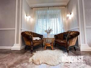 Дом 218м&sup2;, 3-этажный, посуточно, 