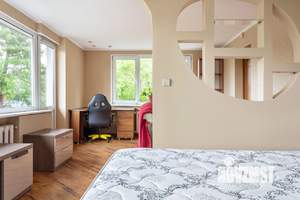 Дом 204м&sup2;, 2-этажный, на длительный срок, 