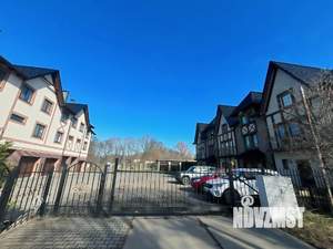 Таунхаус 148м&sup2;, 3-этажный, на длительный срок, 