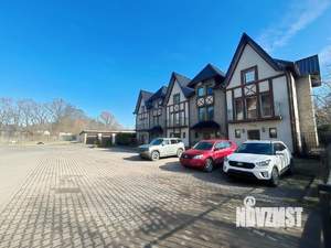 Таунхаус 148м&sup2;, 3-этажный, на длительный срок, 