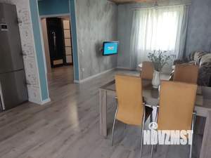 Дом 80м&sup2;, 2-этажный, посуточно, 