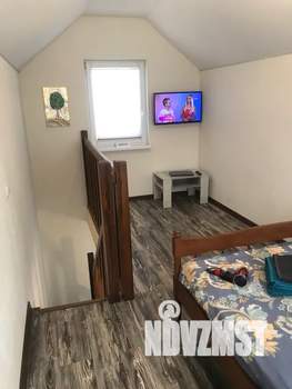 Дом 40м&sup2;, 2-этажный, посуточно, 