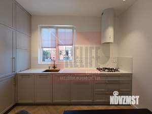 Таунхаус 168м&sup2;, 3-этажный, на длительный срок, 