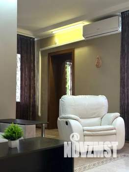 Дом 150м&sup2;, 4-этажный, посуточно, 