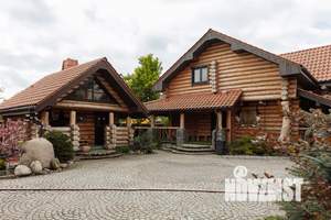 Дом 240м&sup2;, 2-этажный, посуточно, 