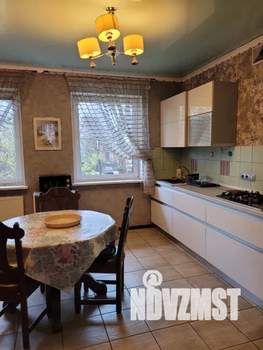 Дом 150м&sup2;, 3-этажный, посуточно, 