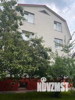 Дом 270м², 3-этажный, посуточно, 