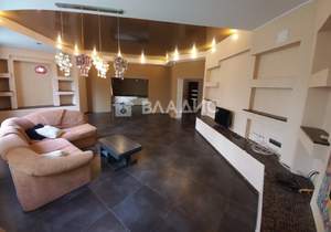 Дом 260м&sup2;, 2-этажный, на длительный срок, 