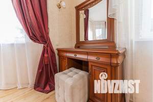 Дом 180м², 2-этажный, посуточно, 