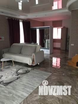 Дом 110м&sup2;, 2-этажный, посуточно, 