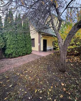 Дом 253м&sup2;, 3-этажный, участок 9 сот.  