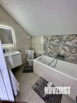 Дом 138м&sup2;, 2-этажный, участок 5 сот.  