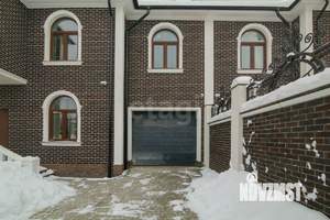 Дом 261м&sup2;, 3-этажный, участок 7 сот.  