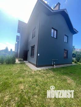 Таунхаус 260м&sup2;, 3-этажный, участок 3 сот.  