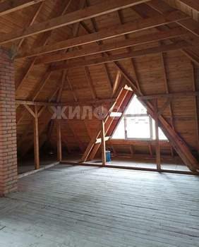 Дом 285м&sup2;, 2-этажный, участок 7 сот.  