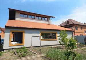 Дом 254м&sup2;, 2-этажный, участок 6 сот.  