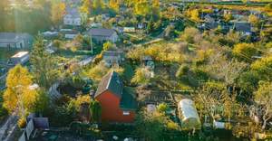 Дом 60м&sup2;, 2-этажный, участок 6 сот.  