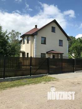 Дом 240м², 3-этажный, участок 5 сот.  