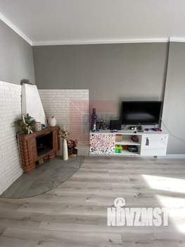 Дом 343м&sup2;, 3-этажный, участок 7 сот.  