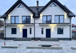 Дом 131м&sup2;, 2-этажный, участок 3 сот.  