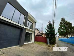 Дом 206м², 2-этажный, участок 4 сот.  