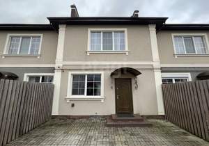 Дом 96м², 2-этажный, участок 1 сот.  