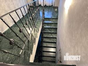 Дом 350м², 3-этажный, участок 7 сот.  