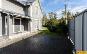 Дом 171м&sup2;, 2-этажный, участок 8 сот.  