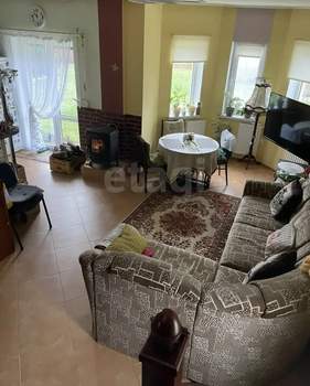 Дом 90м&sup2;, 2-этажный, участок 6 сот.  