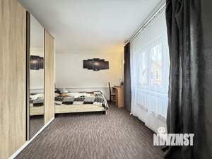 Дом 63м&sup2;, 2-этажный, участок 4 сот.  