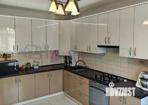 Дом 110м², 2-этажный, участок 6 сот.  