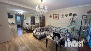 Дом 170м&sup2;, 2-этажный, участок 6 сот.  