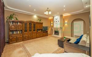 Дом 565м², 4-этажный, участок 6 сот.  