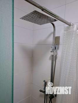 Дом 140м&sup2;, 2-этажный, участок 5 сот.  