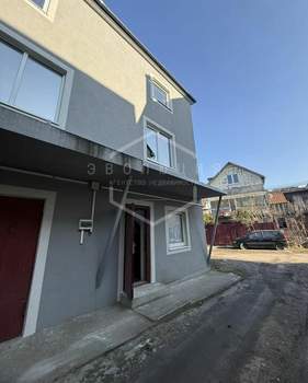 Дом 50м&sup2;, 2-этажный, участок 2 сот.  