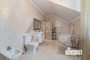 Дом 171м², 2-этажный, участок 7 сот.  
