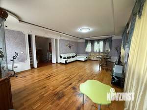 Таунхаус 280м², 4-этажный, участок 3 сот.  