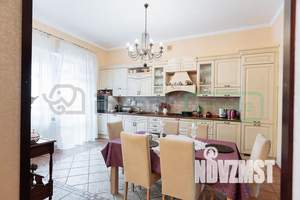 Таунхаус 454м², 4-этажный, участок 6 сот.  