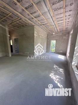 Дом 100м&sup2;, 1-этажный, участок 6 сот.  