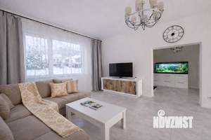 Дом 299м&sup2;, 2-этажный, участок 6 сот.  