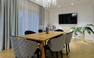 Дом 200м&sup2;, 3-этажный, участок 2 сот.  