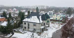 Дом 405м², 3-этажный, участок 7 сот.  