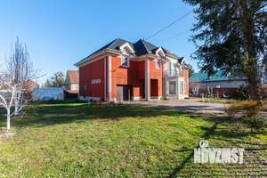 Дом 315м², 2-этажный, участок 10 сот.  