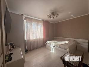 Дом 180м&sup2;, 2-этажный, участок 7 сот.  