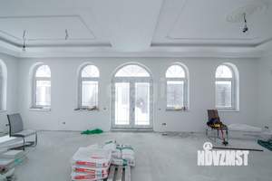 Дом 261м&sup2;, 3-этажный, участок 7 сот.  